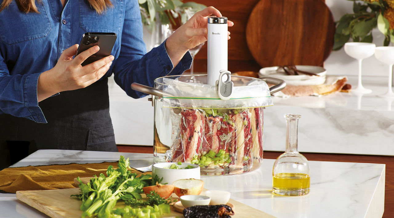 joule-turbo-smart-sous-vide-machine-by-breville-2