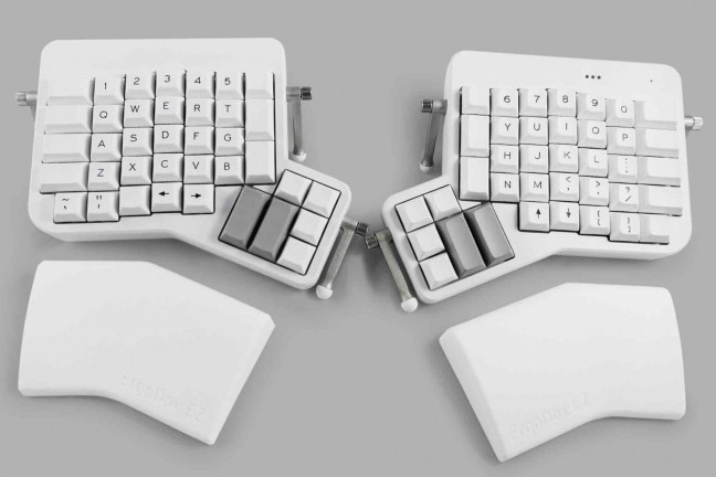 ergodox-ez-split-mechanical-keyboard