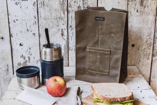 peg-and-awl-marlowe-waxed-canvas-lunch-bag