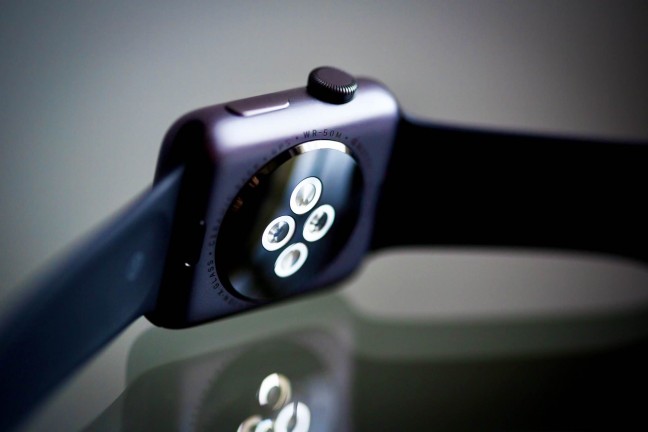 7-great-apple-watch-bands-guide-hero-torsten-dettlaff