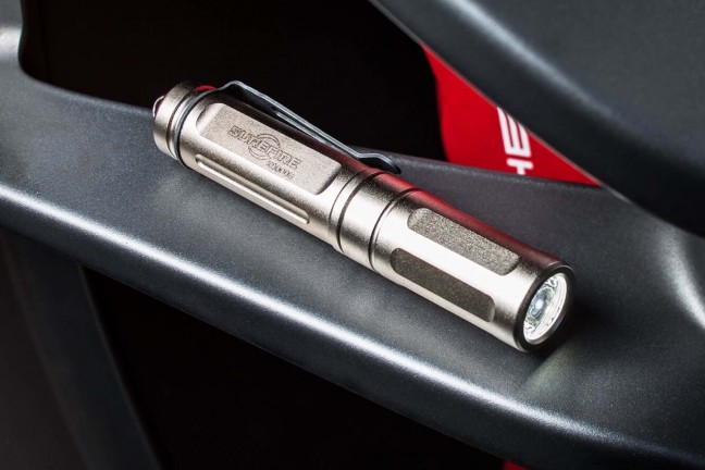 surefire-titan-plus-led-keychain-flashlight