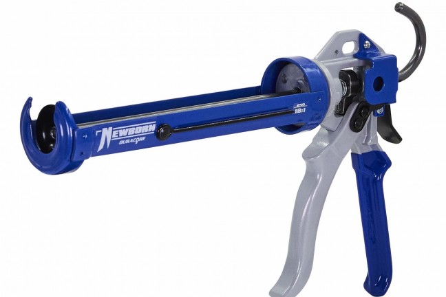 newborn-duracore-250-smooth-rod-revolving-frame-caulking-gun