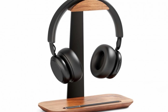 upergo-walnut-headphone-stand-with-storage-tray-base